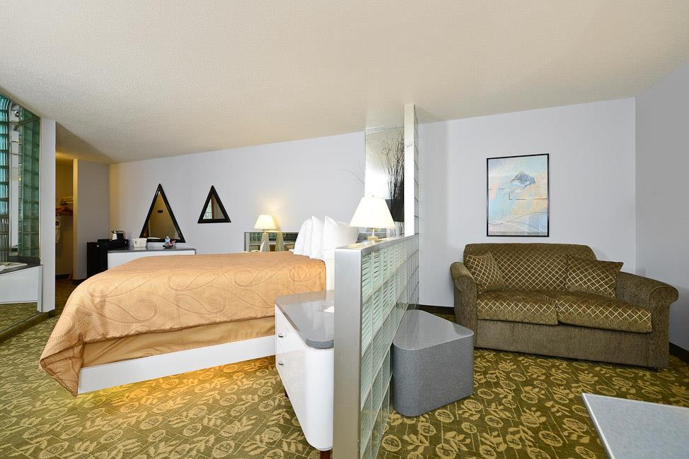Quality Inn & Suites Ред-Вінґ Екстер'єр фото