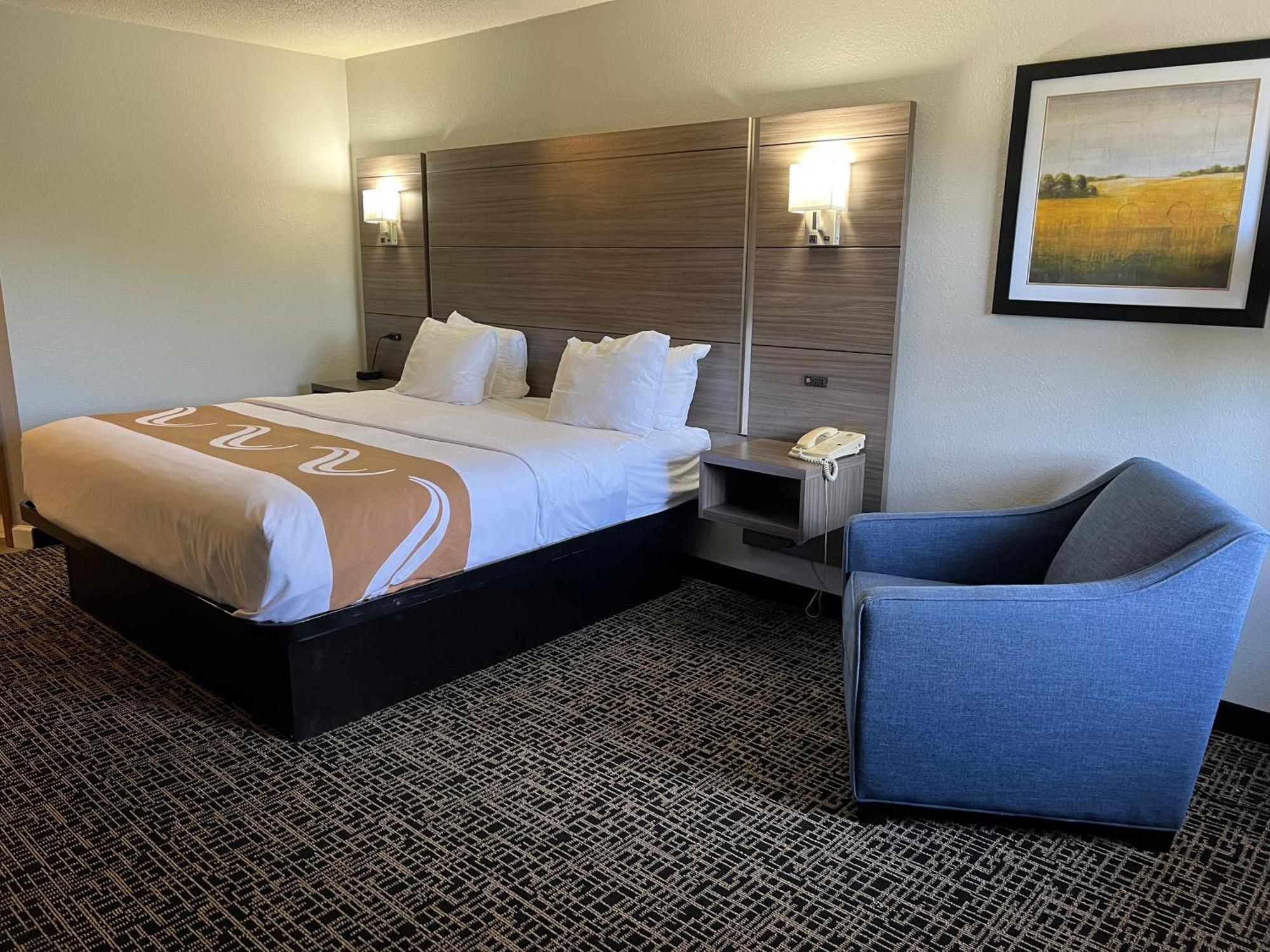 Quality Inn & Suites Ред-Вінґ Екстер'єр фото