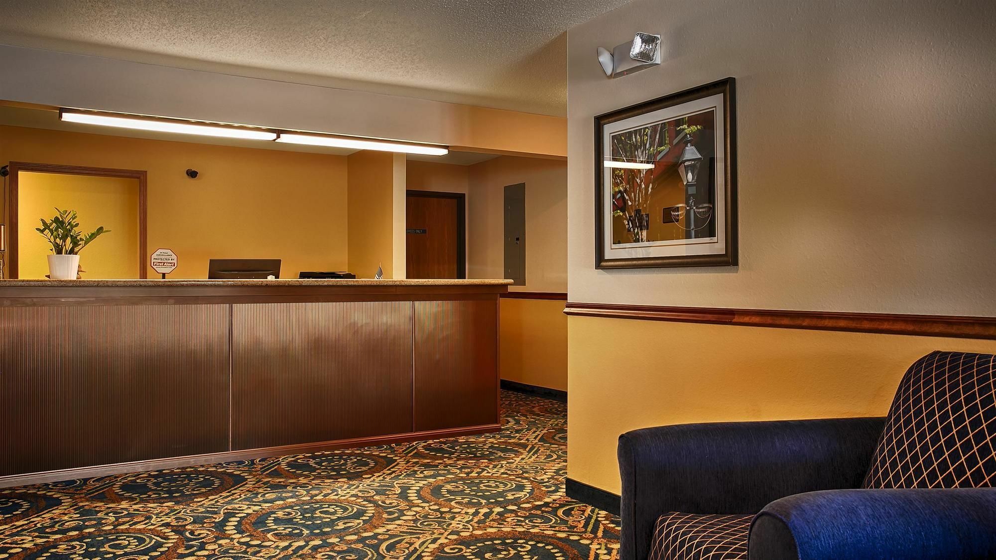 Quality Inn & Suites Ред-Вінґ Екстер'єр фото